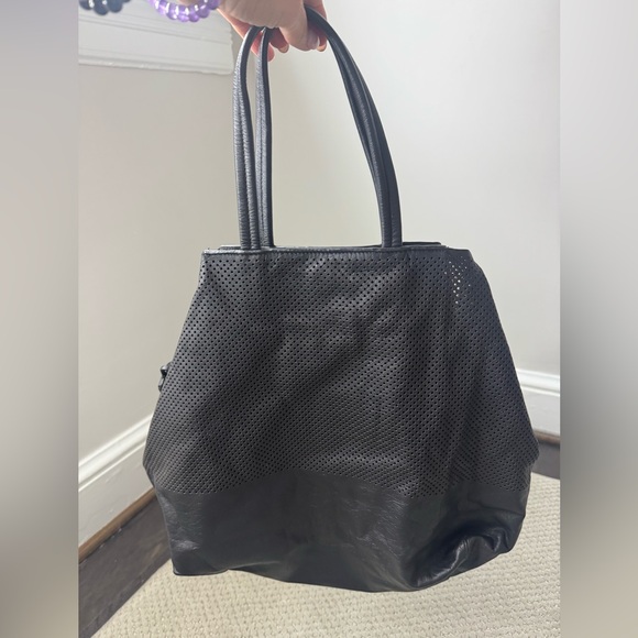 Osklen Black Perforated Leather Slouchy Tote Shoulder Bag - Picture 16 of 16